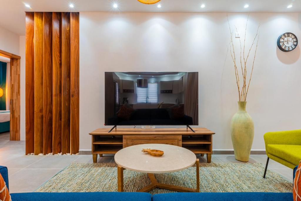 3 Bedroom with Balcony