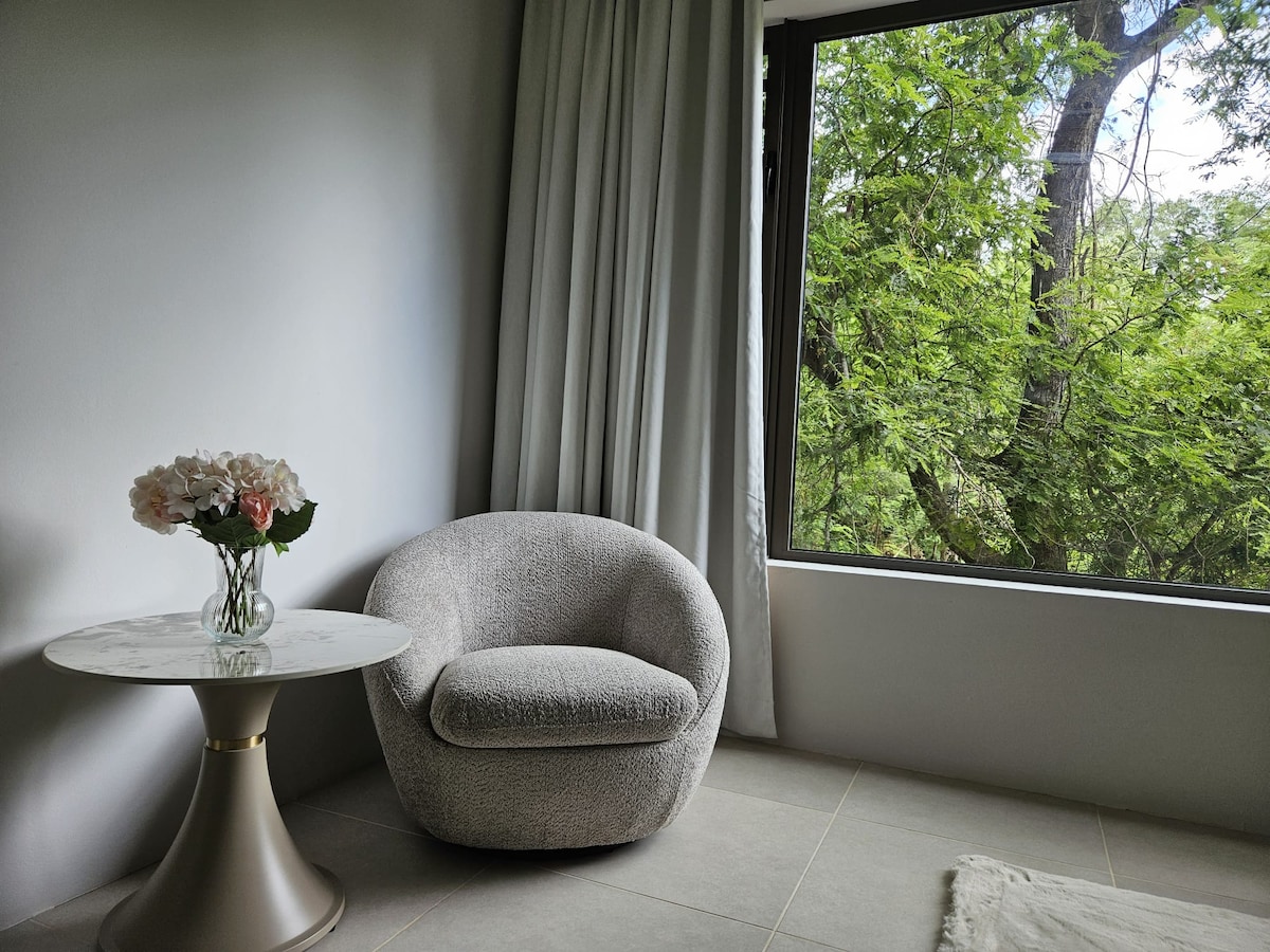 3 Bedroom Nature View